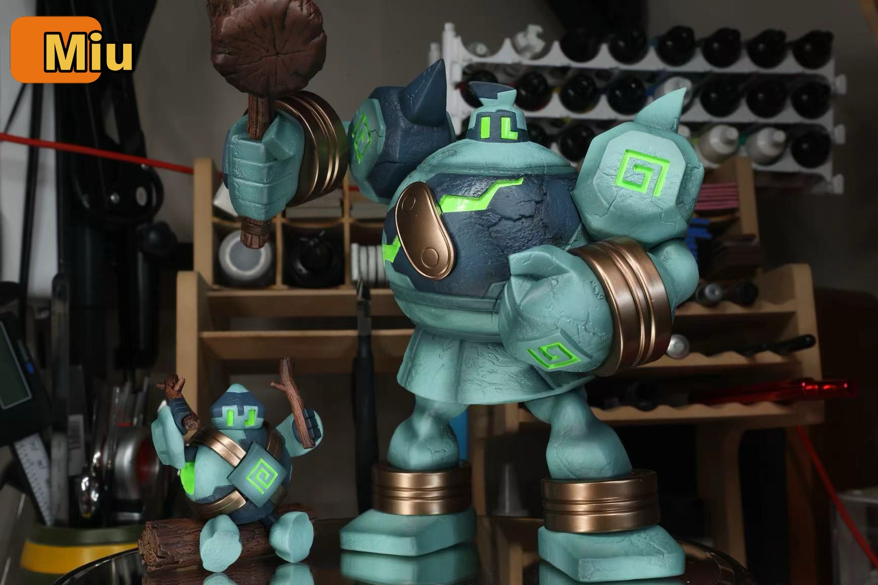 PREORDER] 1/20 Scale World Figure [MIU] - Golett & Golurk