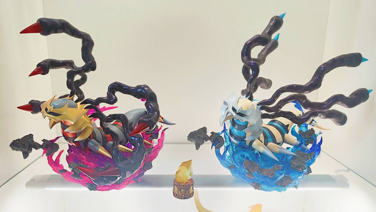 IN STOCK] 1/20 Scale World Figure [PALLET TOWN] - Giratina