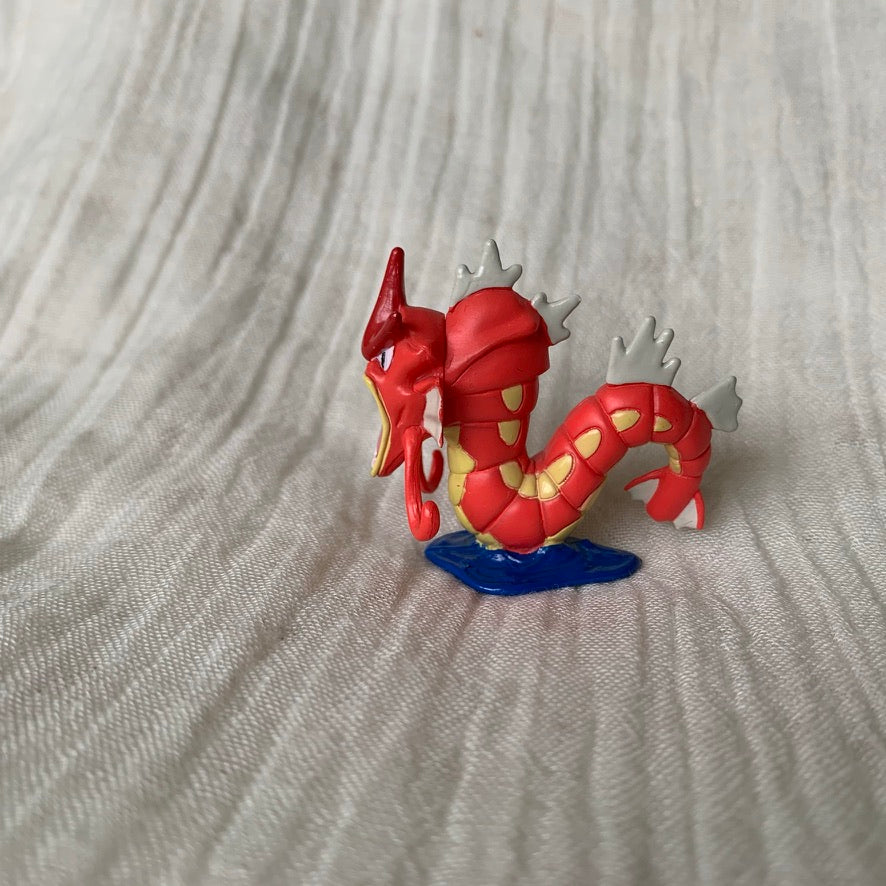 Figurine Tomy CGTSJ - Leviator Rouge