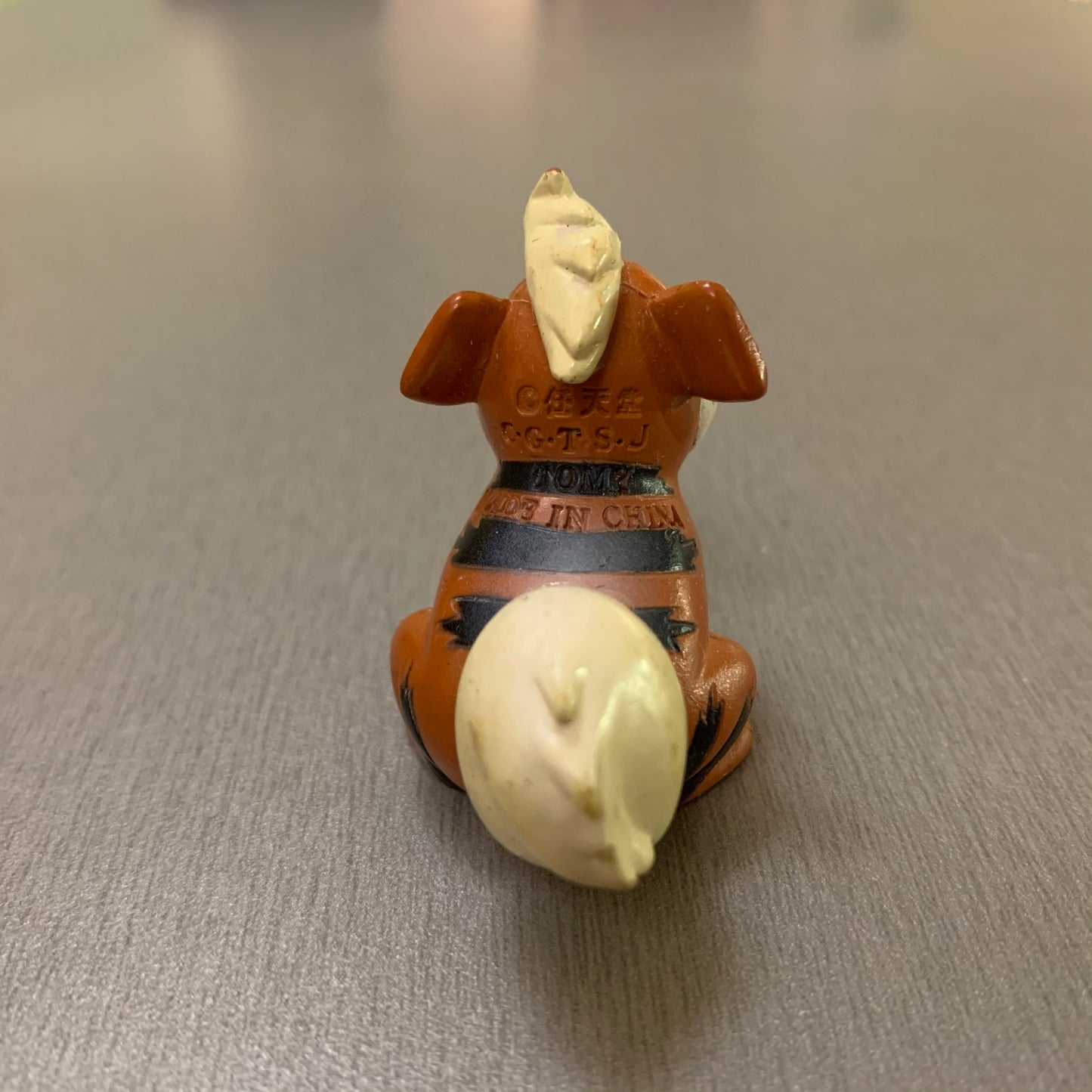 Figurine Tomy CGTSJ - Caninos