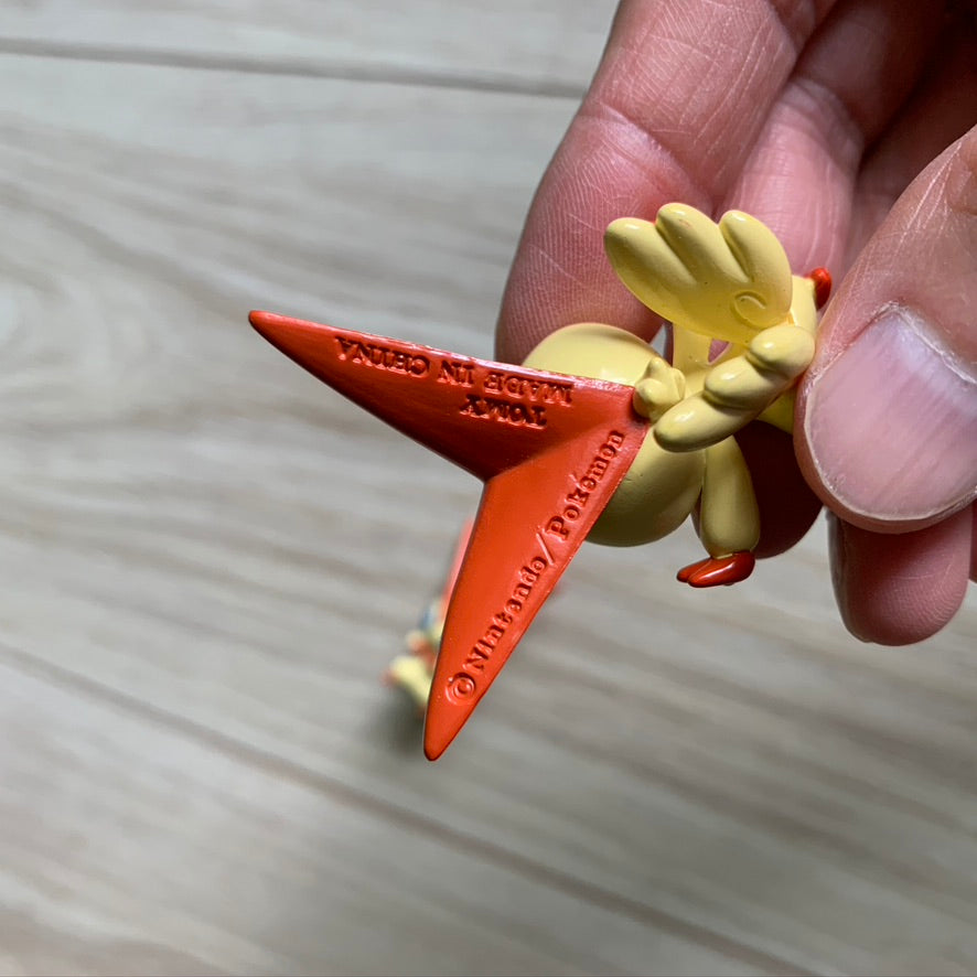 Figurine Tomy CGTSJ - Victini