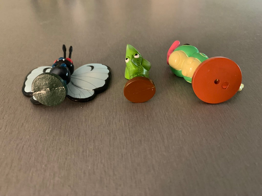 Figurine Tomy CGTSJ - Chenipan & Chrysacier & Papilusion