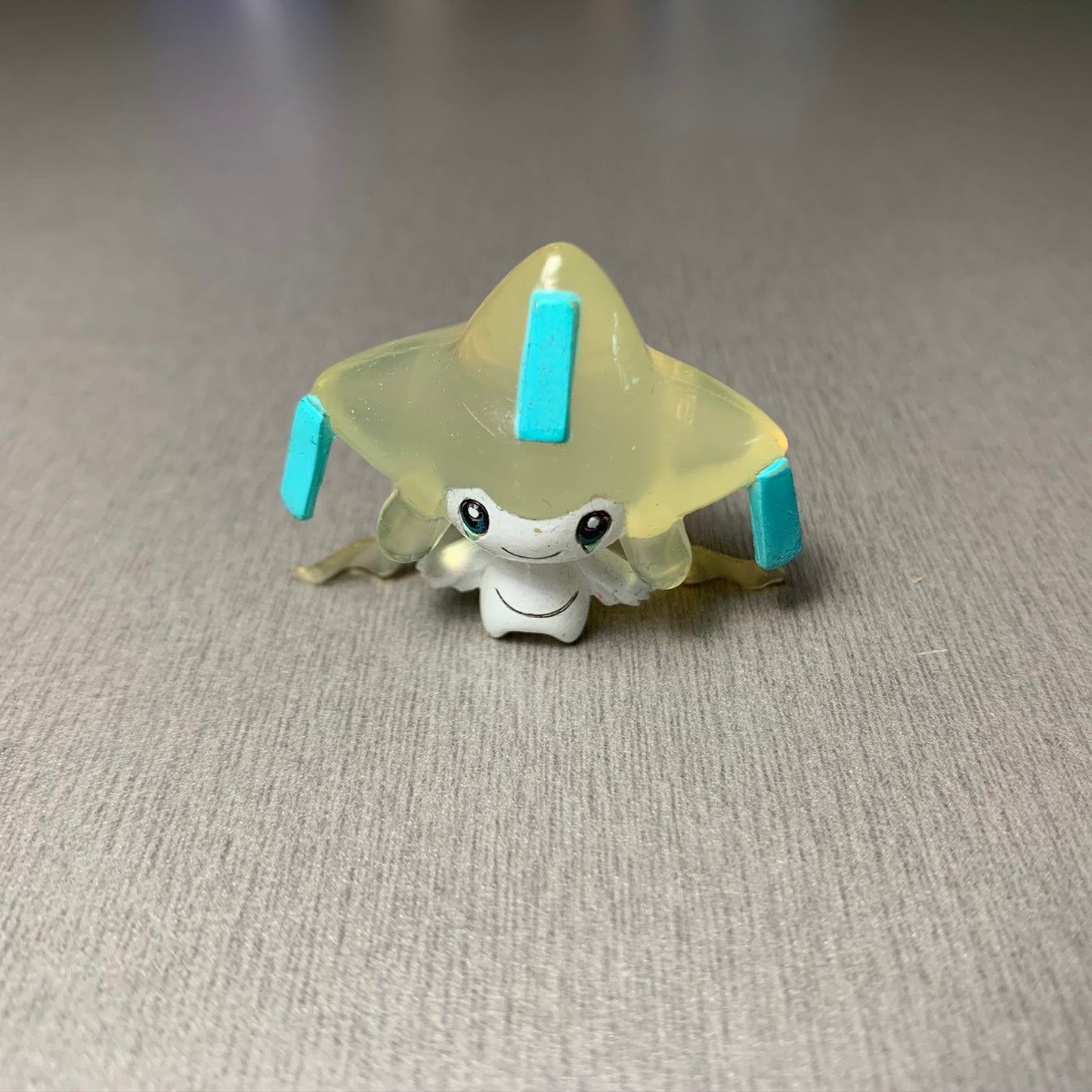 Figurine Tomy CGTSJ Translucide - Jirachi