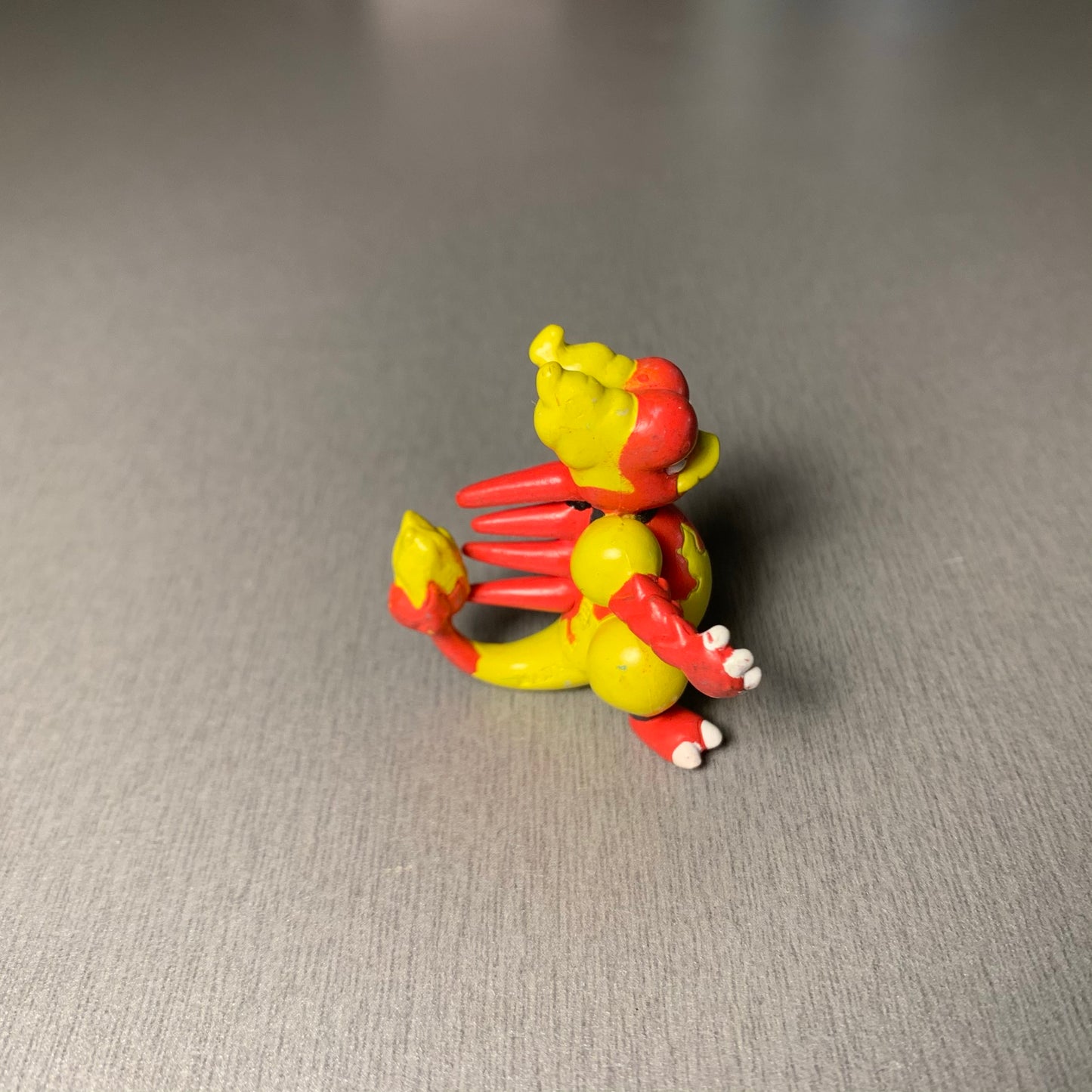 Figurine Tomy CGTSJ - Magmar