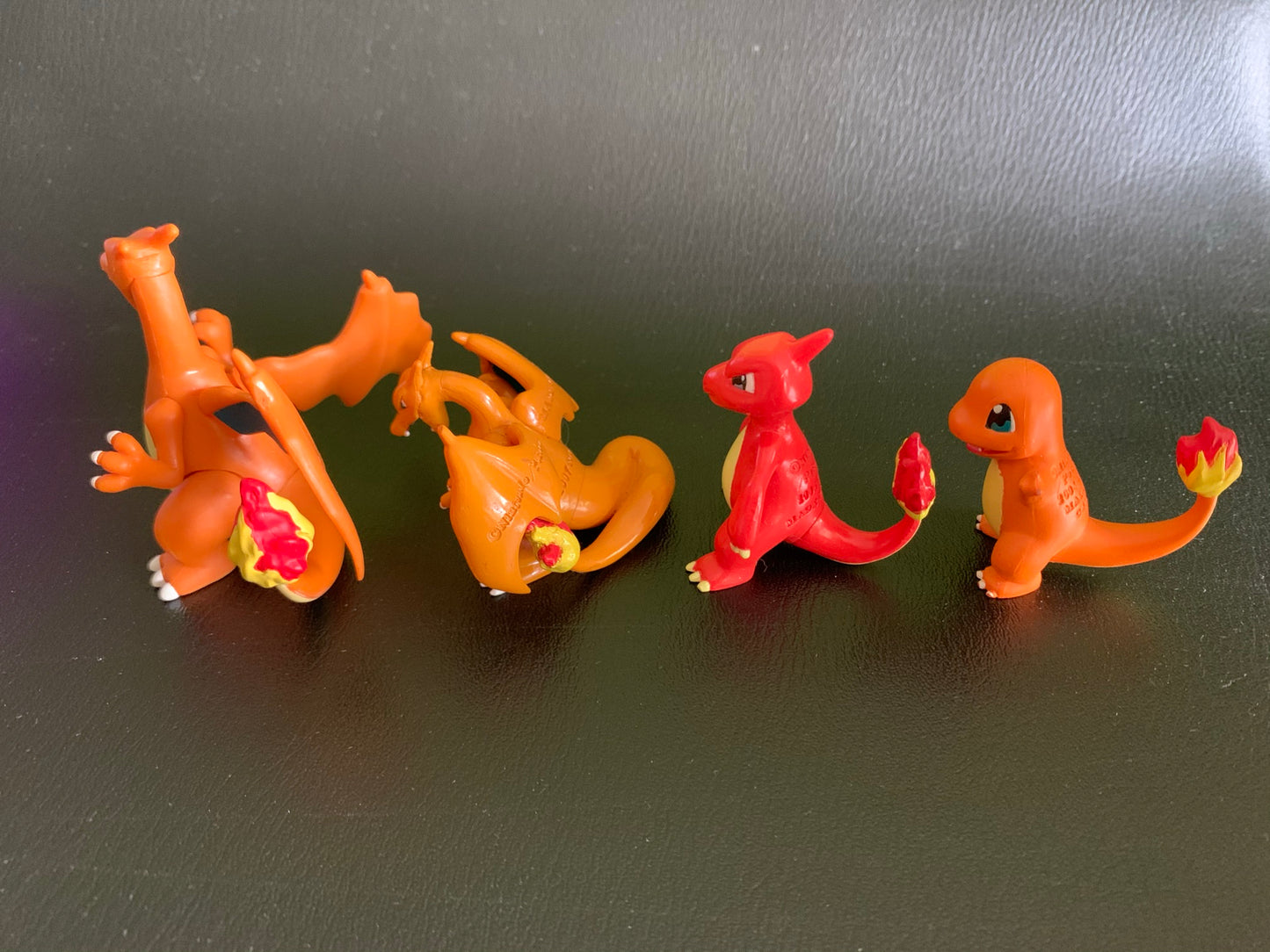 Figurine Tomy CGTSJ - Salameche & Reptincel & Dracaufeu