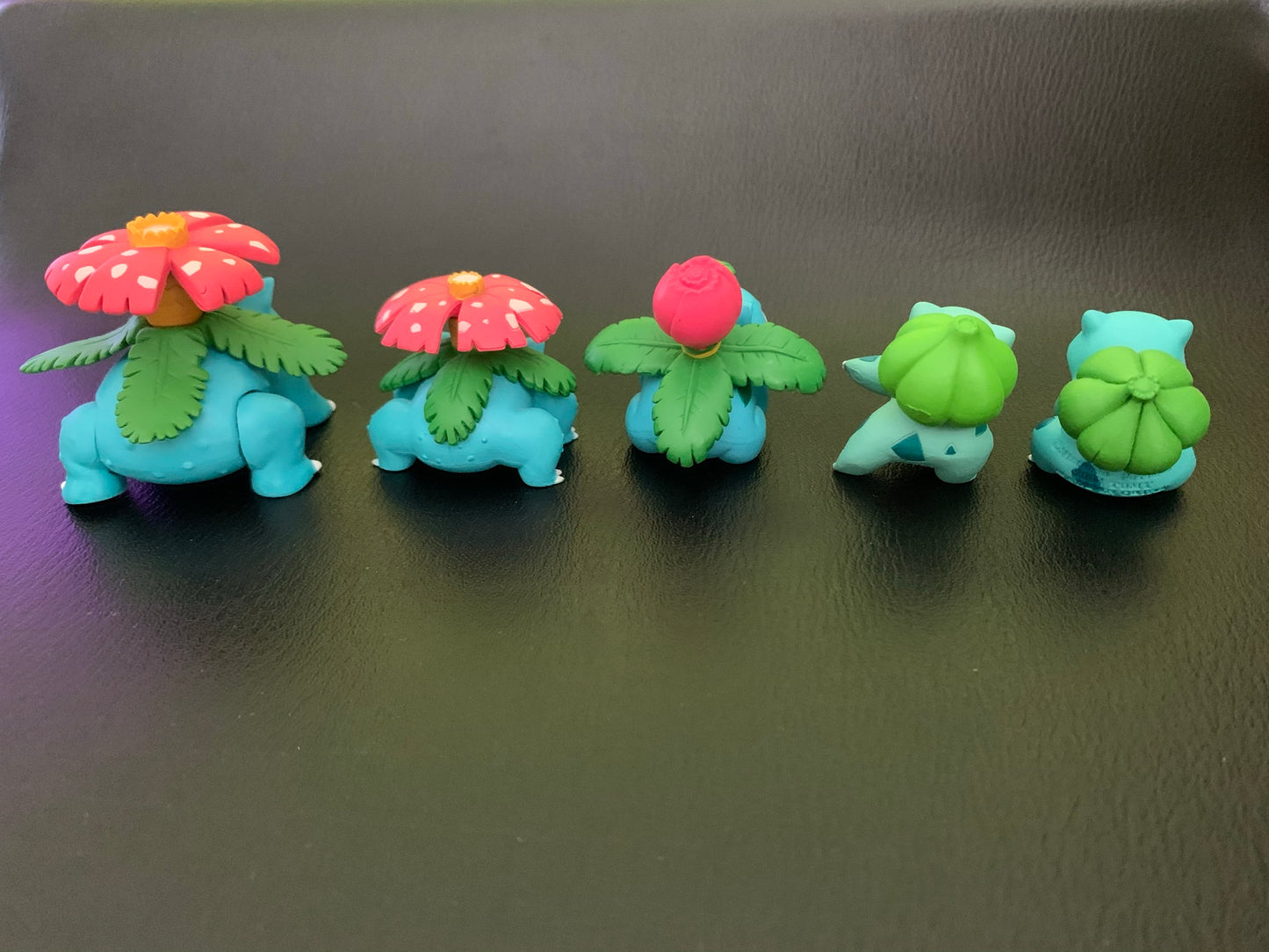 Figurine Tomy CGTSJ - Bulbizarre & Herbizarre & Florizarre