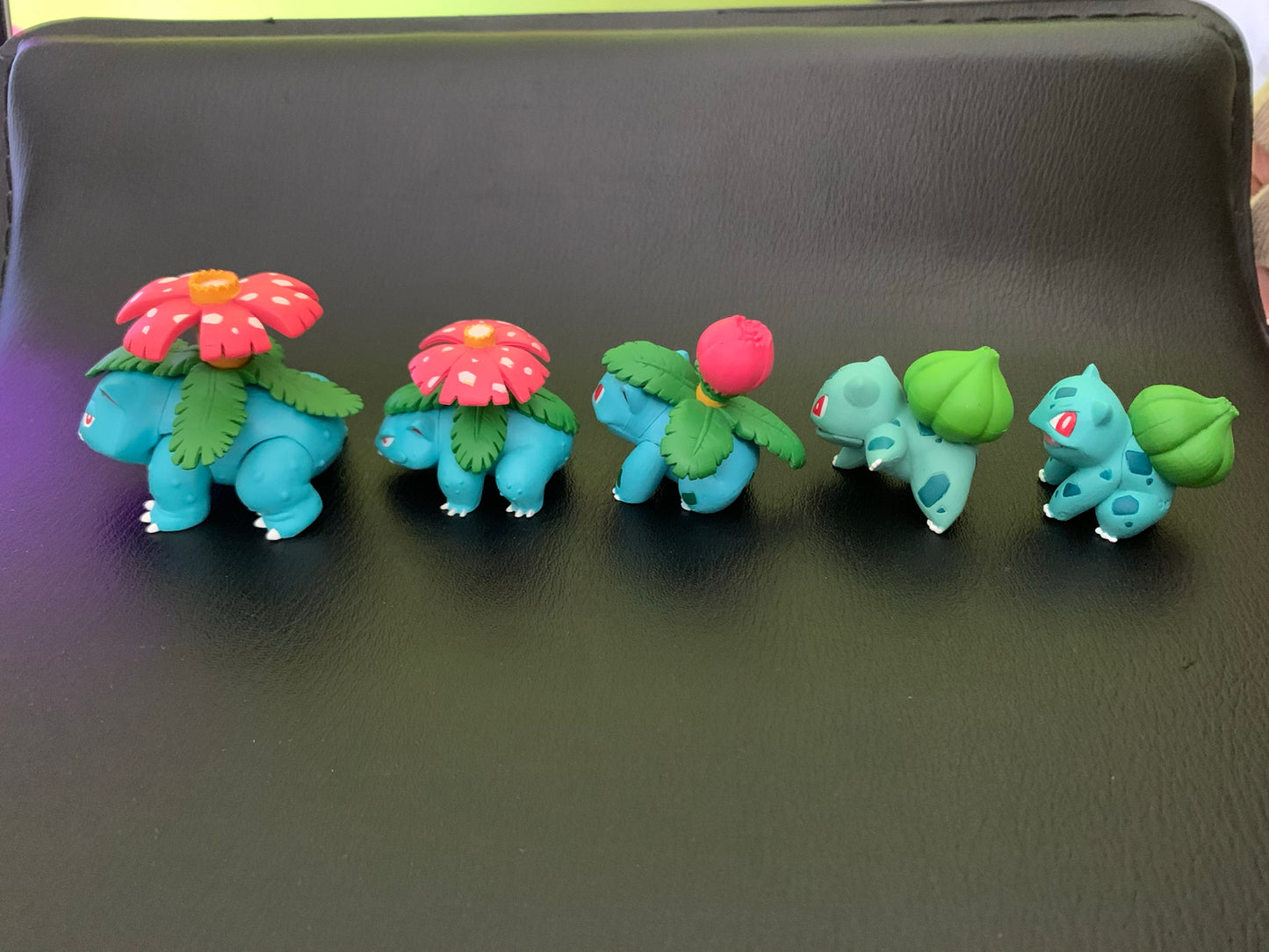 Figurine Tomy CGTSJ - Bulbizarre & Herbizarre & Florizarre