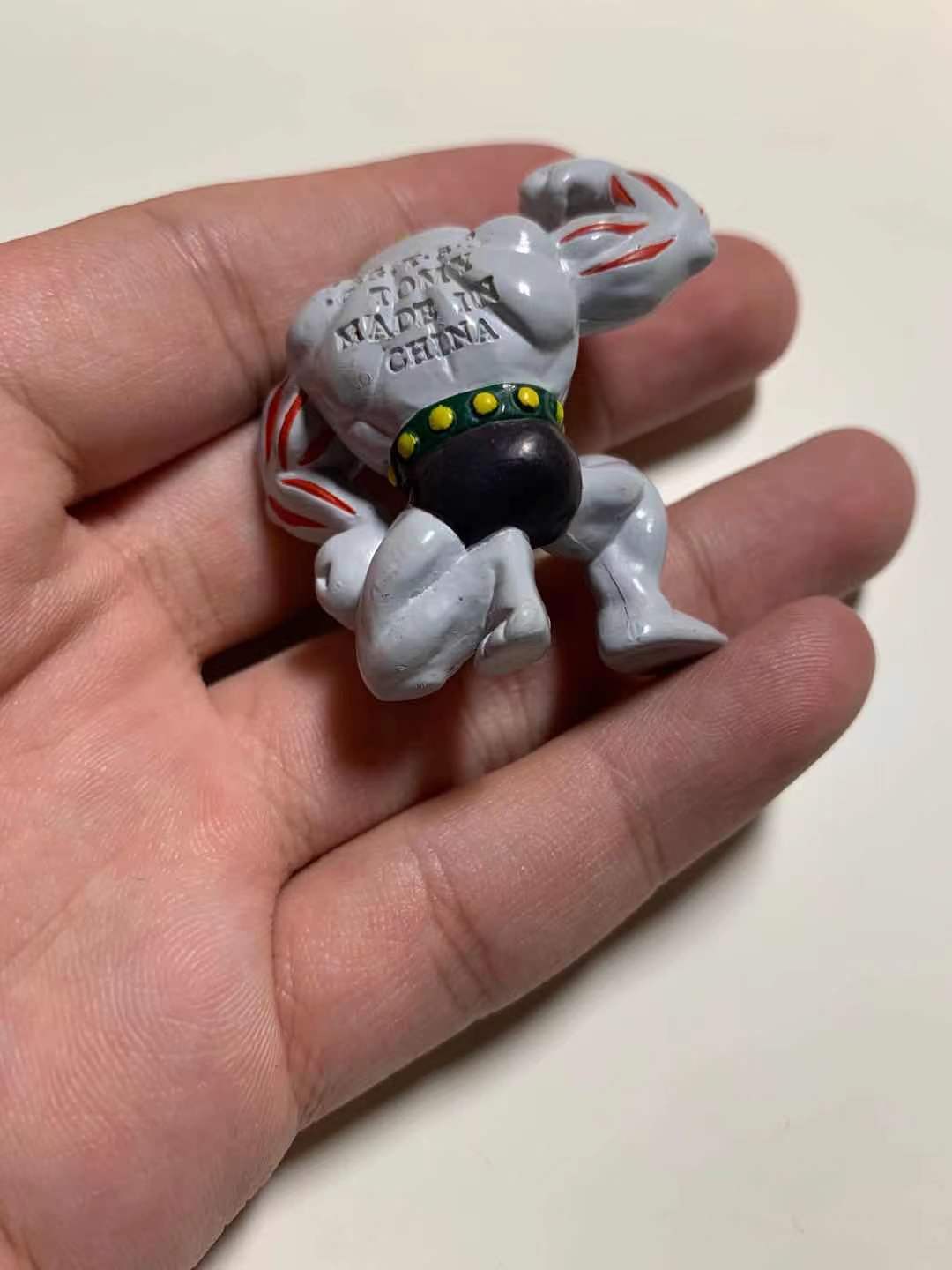 Figurine Tomy CGTSJ - Machopeur