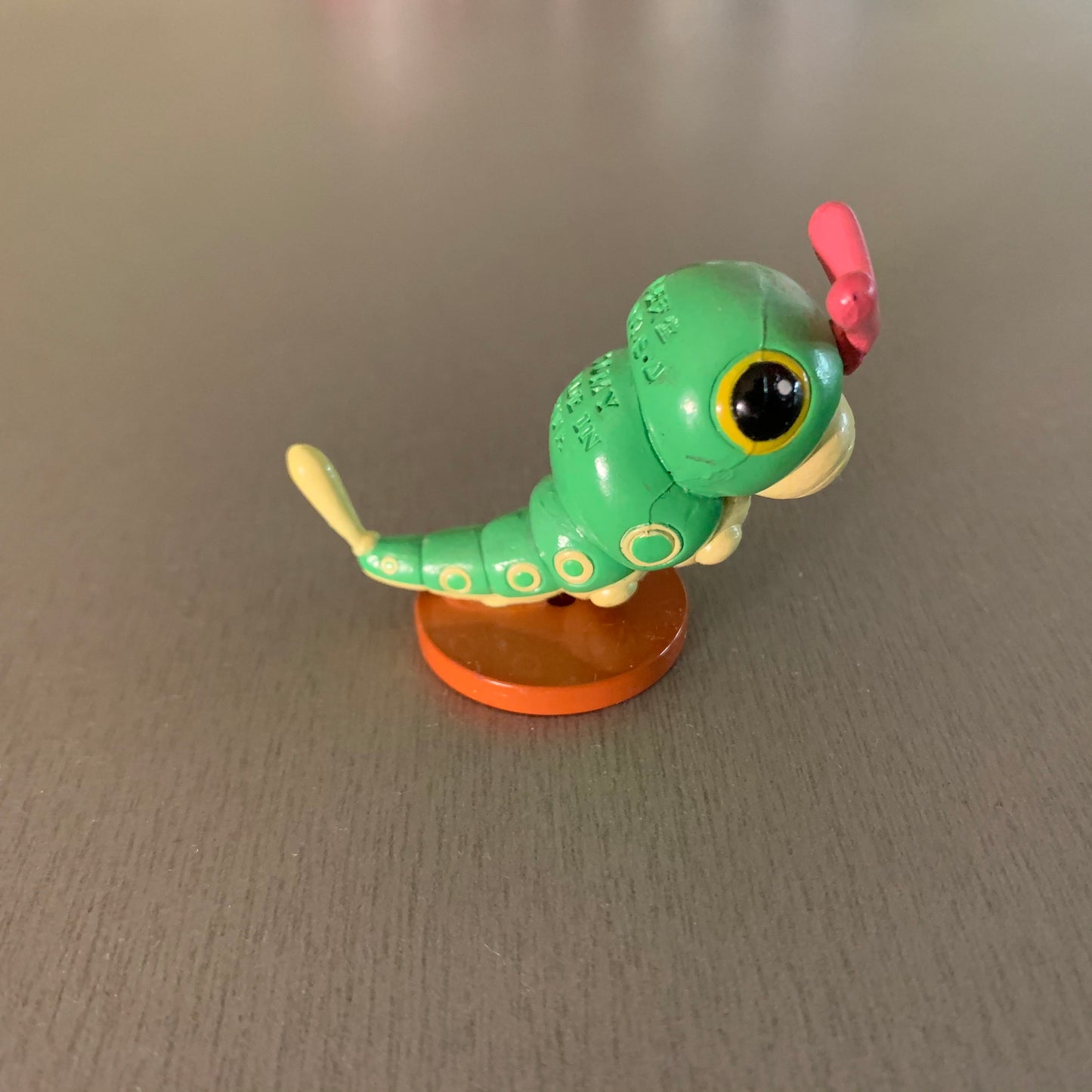 Figurine Tomy CGTSJ - Chenipan