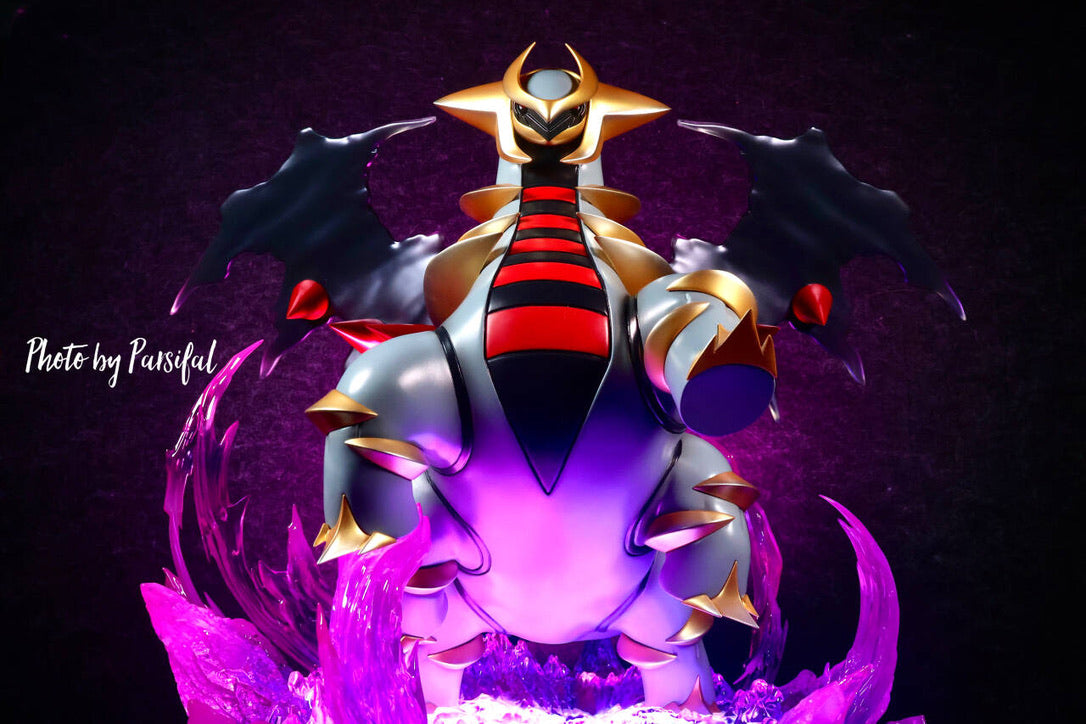 [IN STOCK] 1/20 Scale World Figure [PALLET TOWN] - Giratina (Altered Forme)