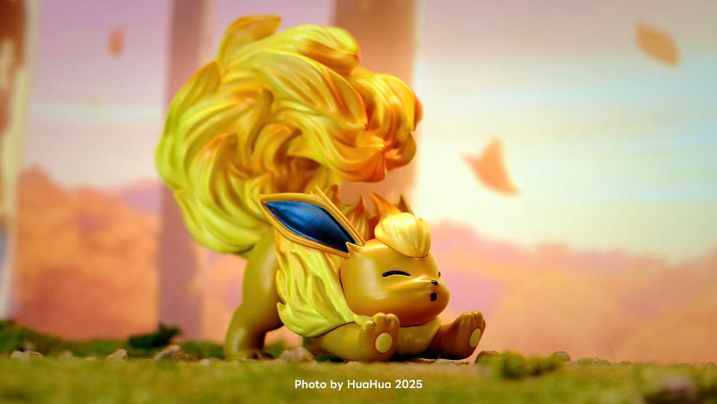 [IN STOCK] 1/20 Scale World Figure [SWFT] - Flareon