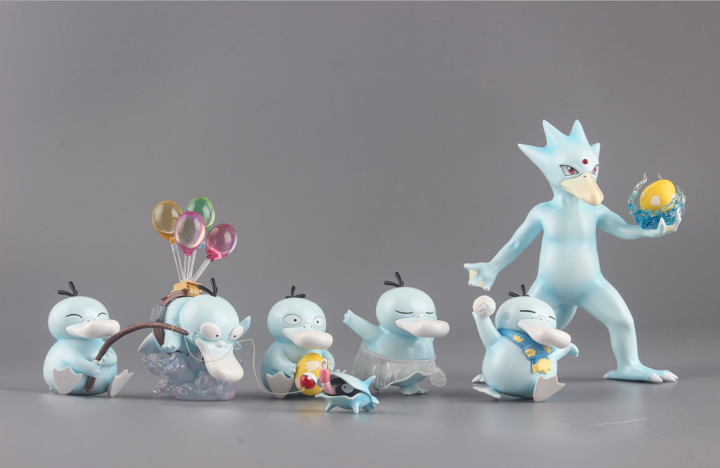 [IN STOCK] 1/20 Scale World Figure [WONDER] - Psyduck & Golduck