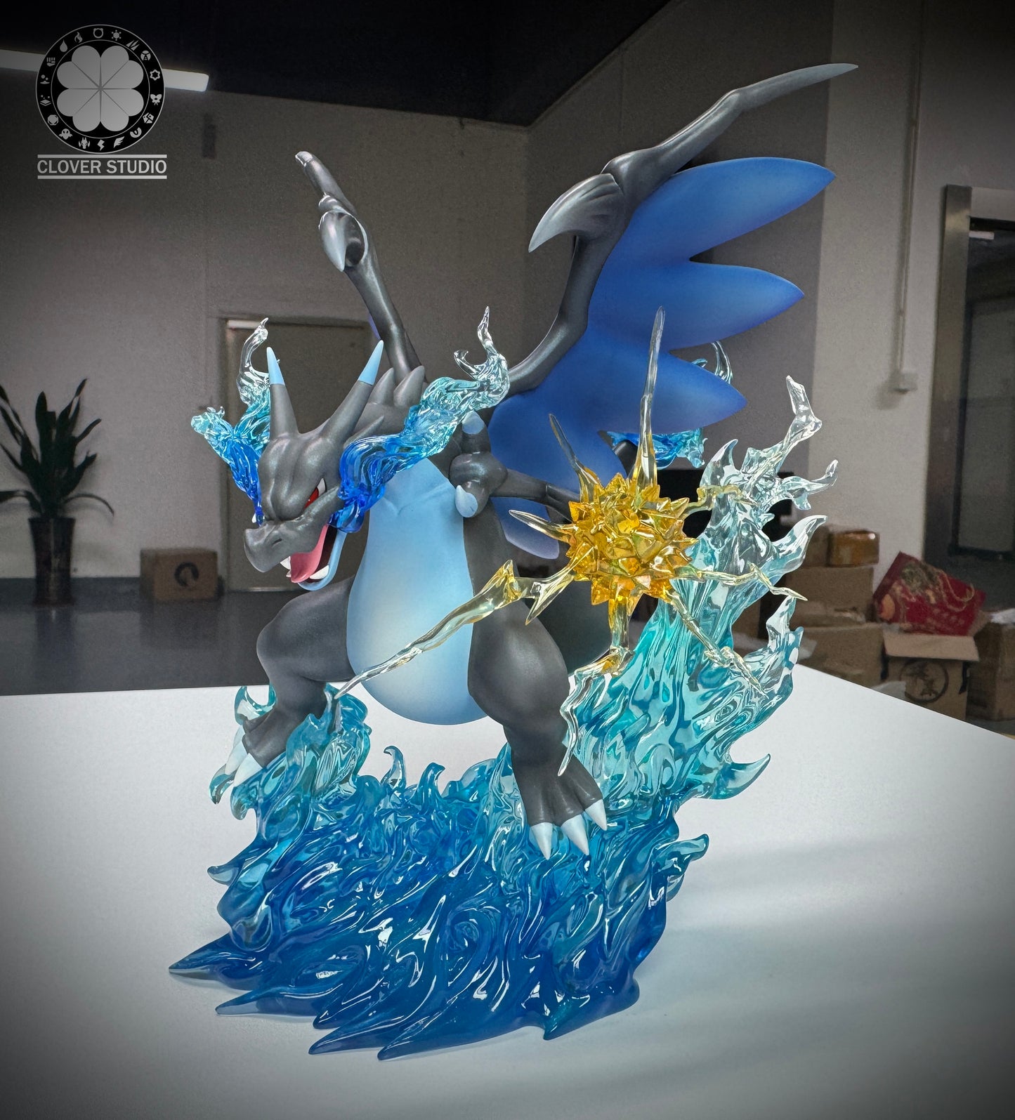 [PREORDER] 1/20 Scale World Figure [SYC] - Mega Charizard X