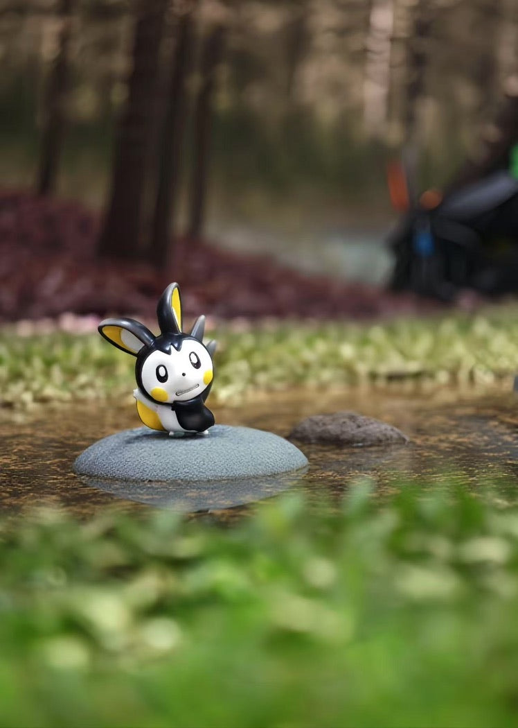 [IN STOCK] 1/20 Scale World Figure [THE] - Emolga & Axew