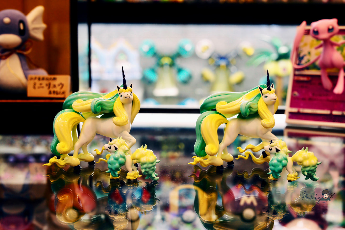 [IN STOCK] 1/20 Scale World Figure [WU] - Galarian Ponyta & Rapidash