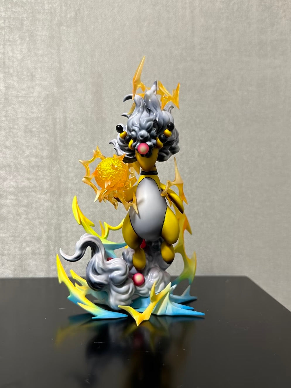 [IN STOCK] 1/20 Scale World Figure [ROCKY HELMET] - Mega Ampharos