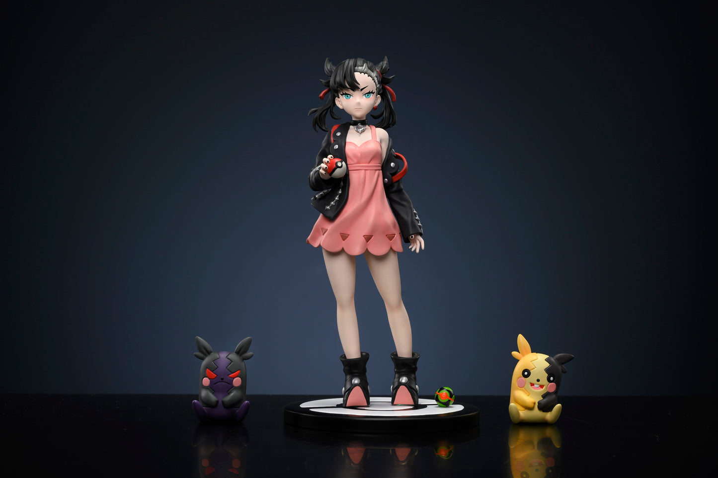 [REMAINING BALANCE] 1/8 Scale World Figure [QHM] - Marnie & Morpeko