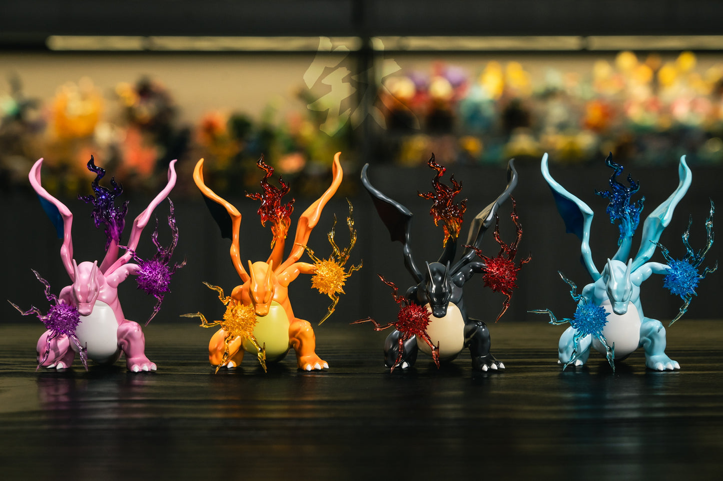 [PREORDER] 1/20 Scale World Figure [VA] - Thunder Punch Charizard
