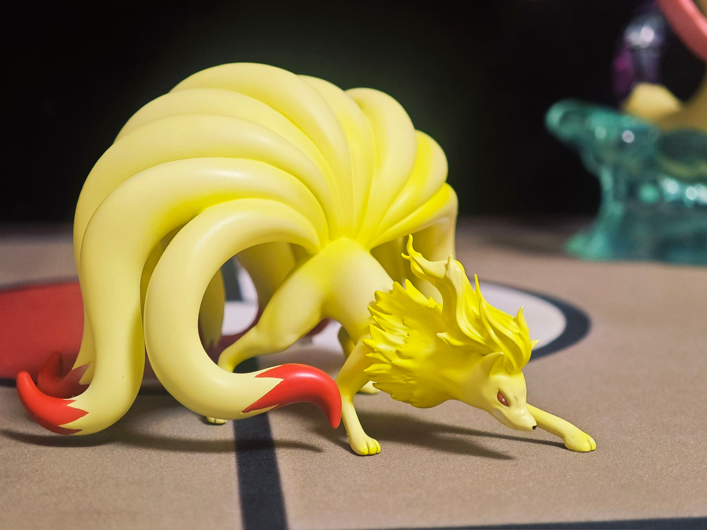 [IN STOCK] 1/20 Scale World Figure [ZR] - Vulpix & Ninetales