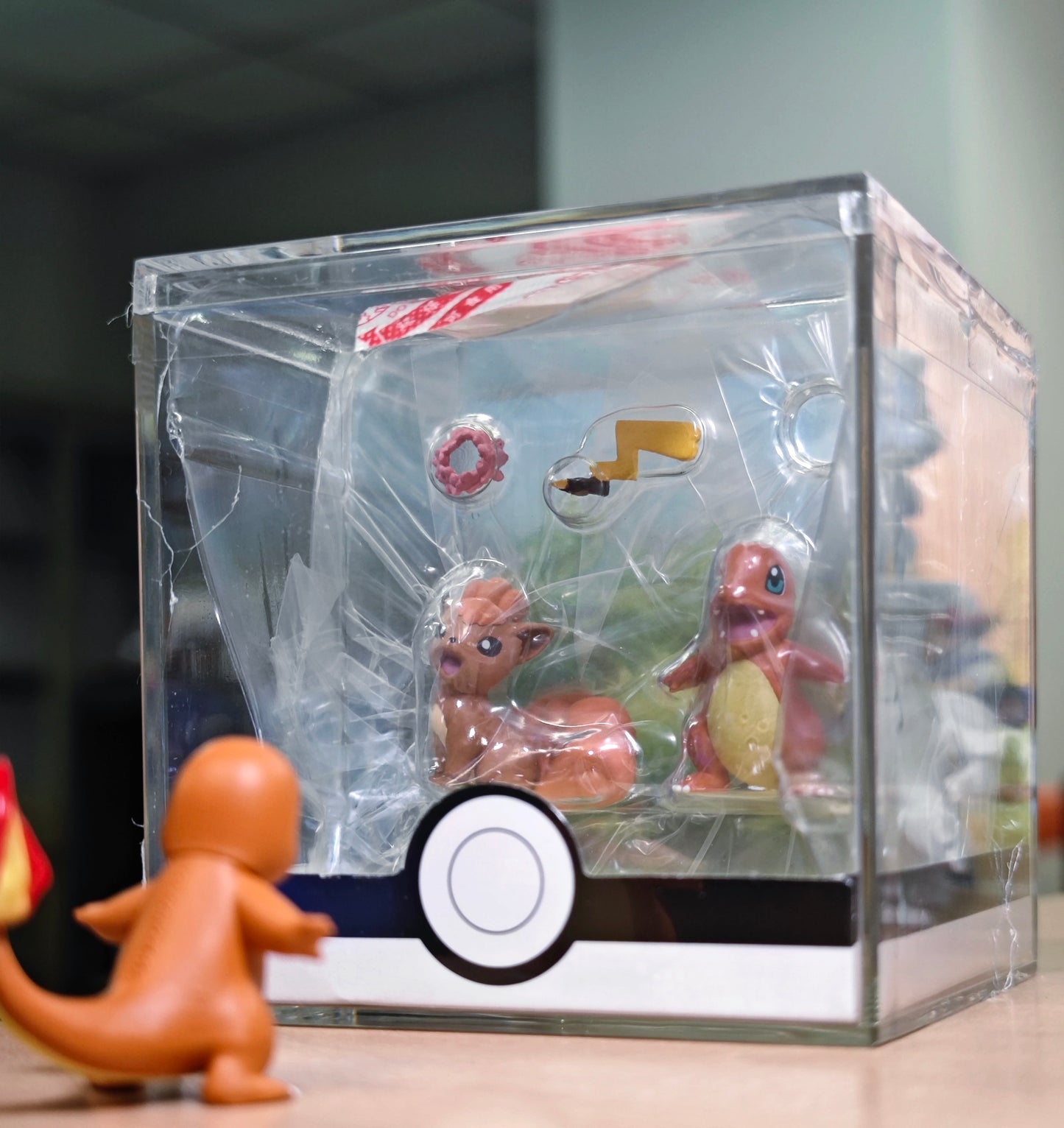 [IN STOCK] 1/20 Scale World Figure [FLF] - Charmander & Vulpix