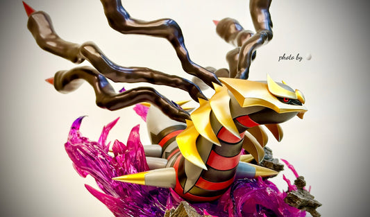 [IN STOCK] 1/20 Scale World Figure [PALLET TOWN] - Giratina (Origin Forme)