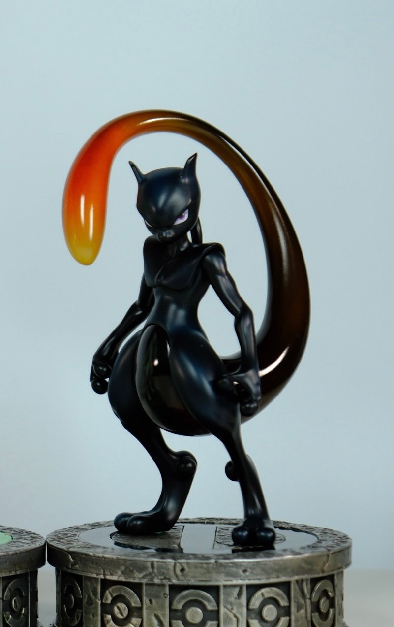 [IN STOCK] 1/20 Scale World Figure [LIMOUSINE] - Mewtwo