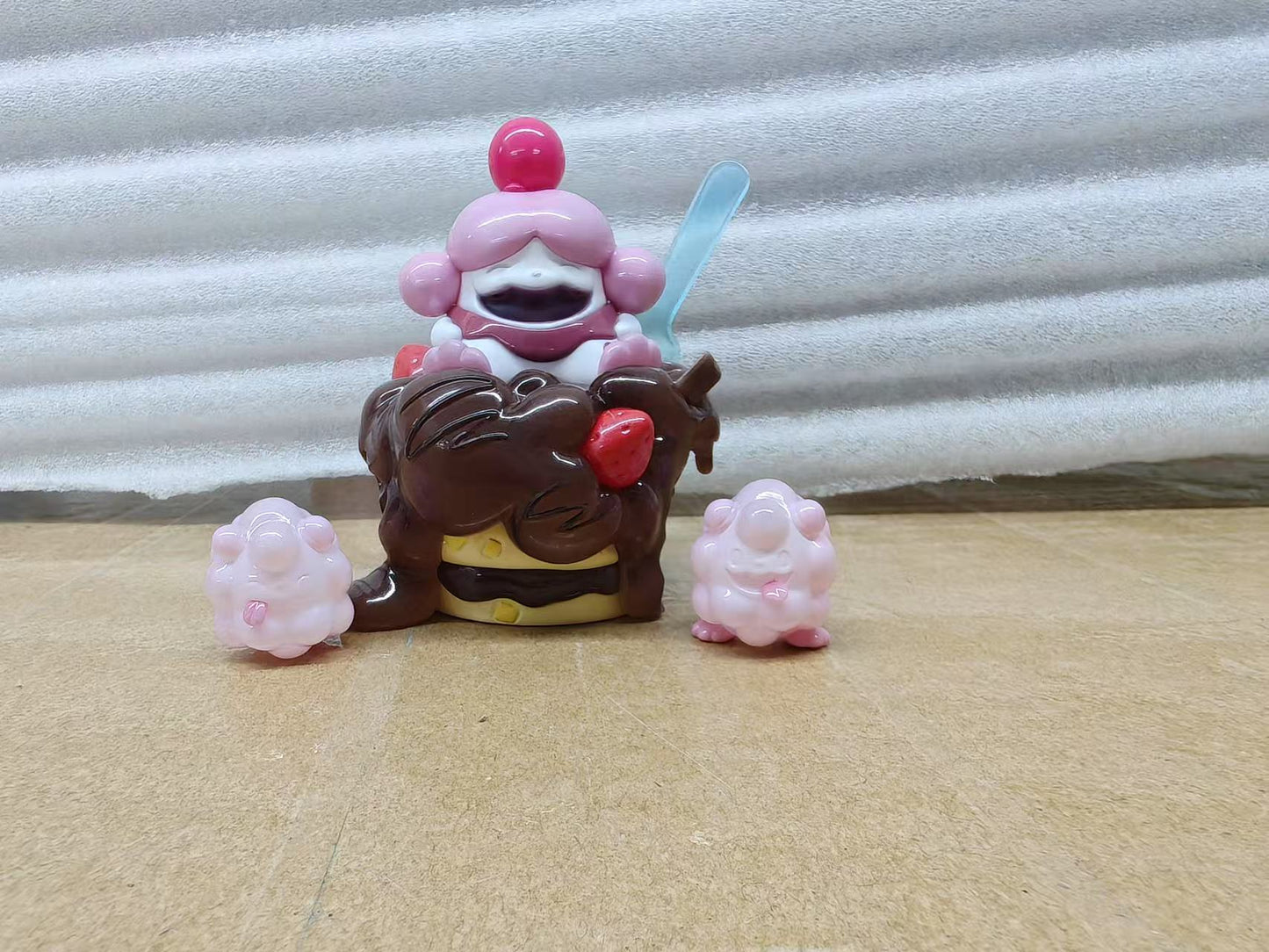 [PREORDER] 1/20 Scale World Figure [BLY] - Swirlix & Slurpuff