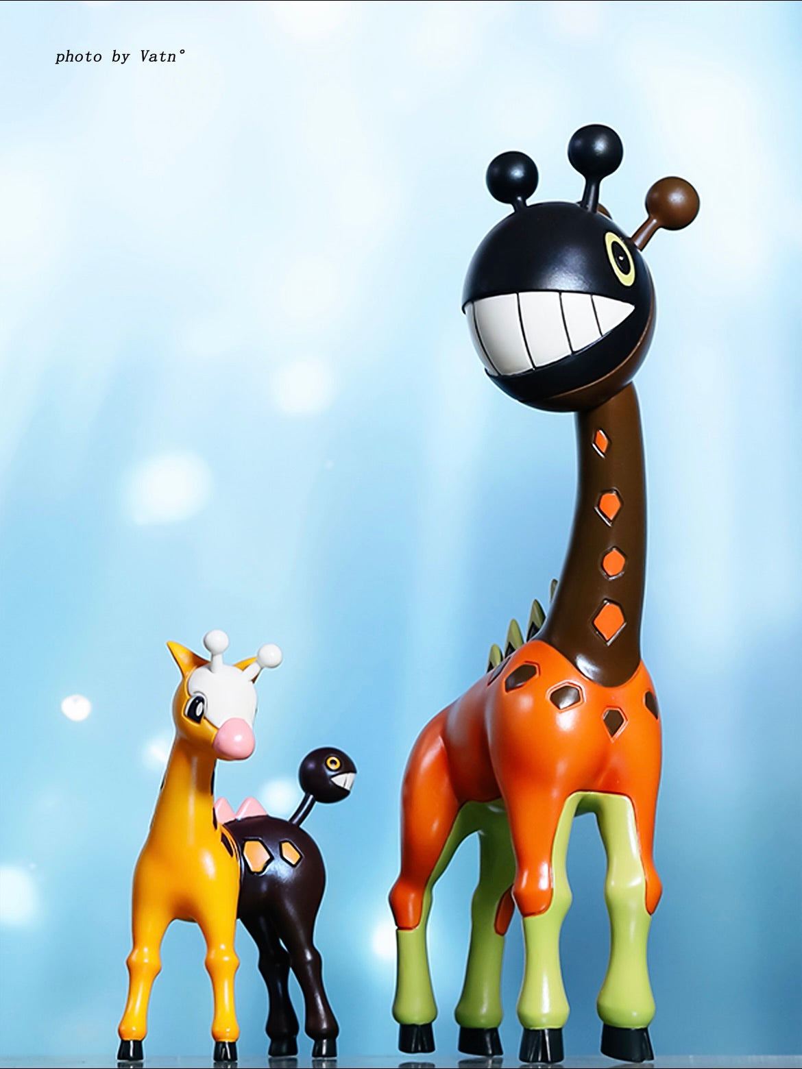 [IN STOCK] 1/20 Scale World Figure [T1] - Girafarig & Farigiraf