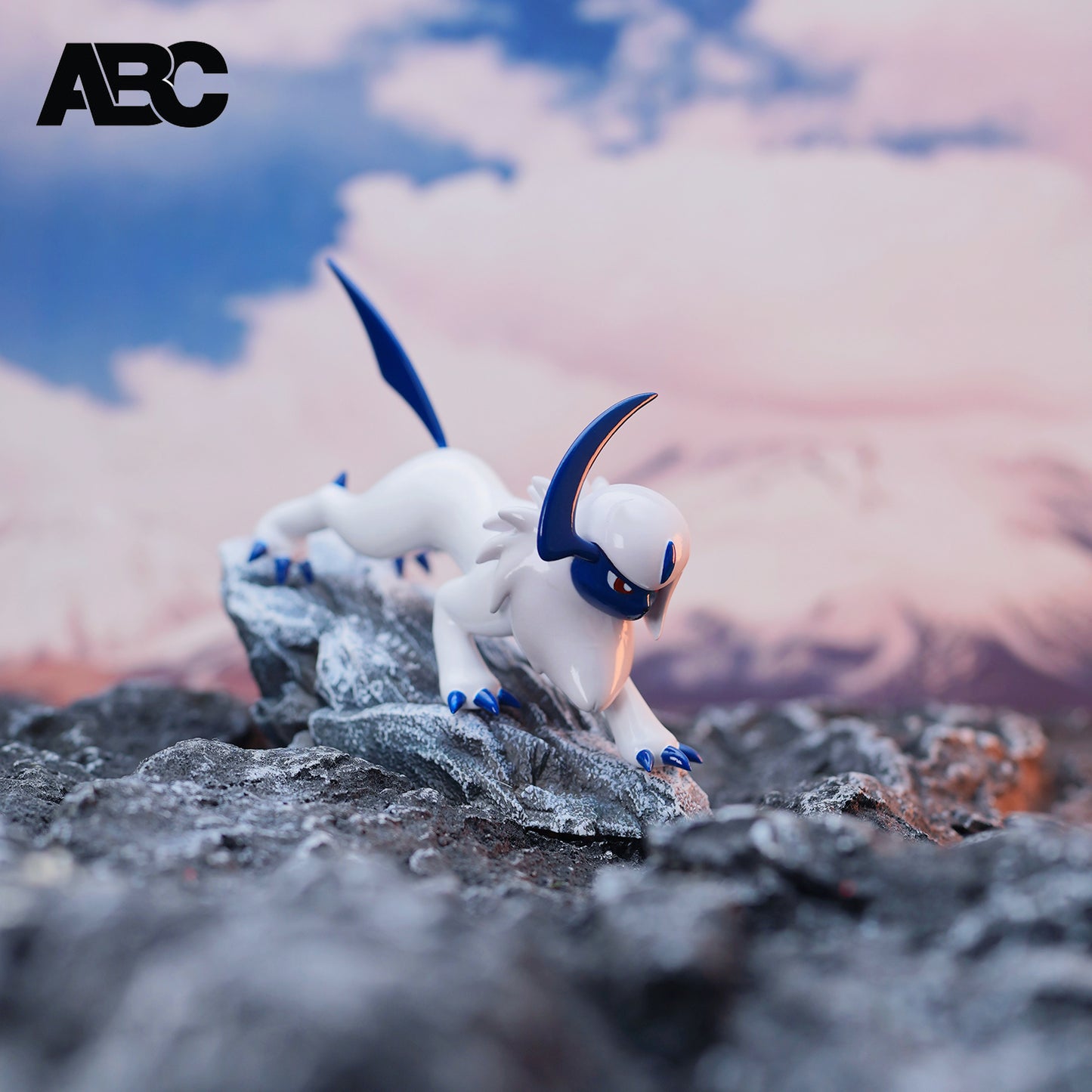 [PREORDER] 1/20 Scale World Figure [ABC] - Absol + Mega Absol