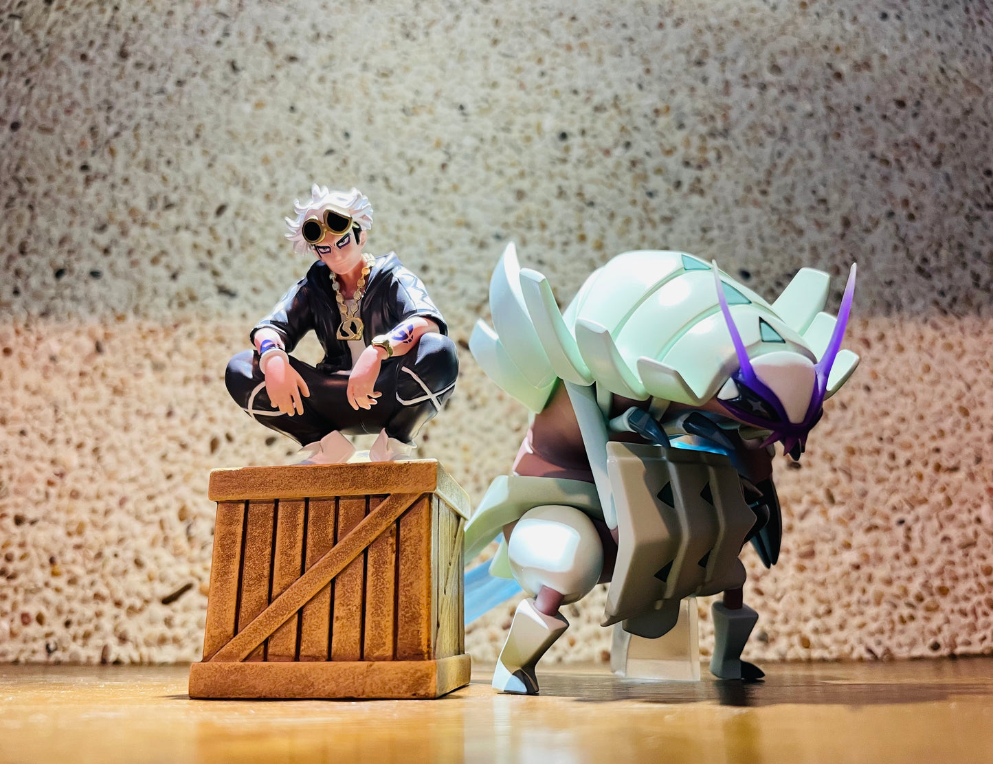 [IN STOCK] 1/20 Scale World Figure [FT] - Guzma & Golisopod