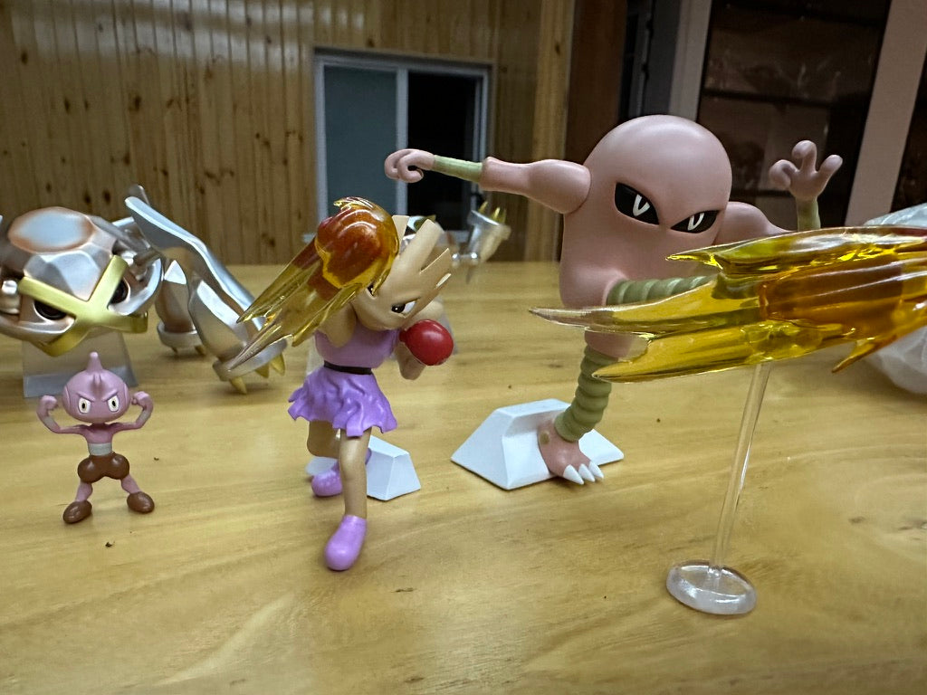 [IN STOCK] 1/20 Scale World Figure [KING] - Hitmonlee & Hitmonchan & Tyrogue