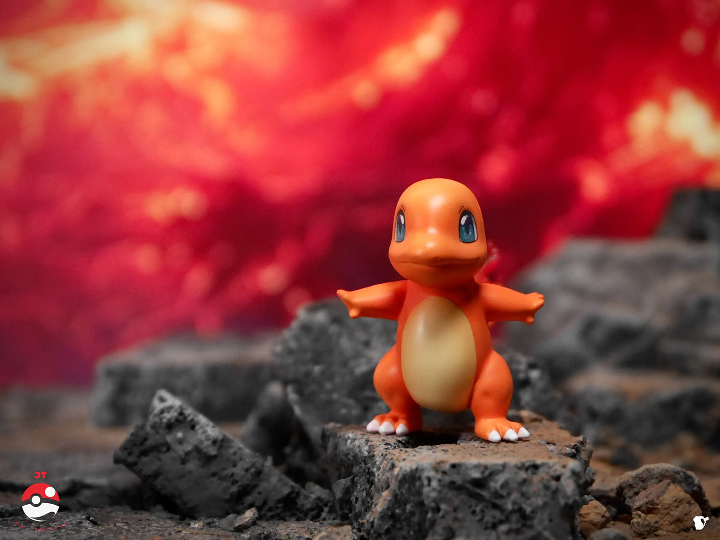 [IN STOCK] 1/20 Scale World Figure [LIMOUSINE] - Charmander & Charmeleon & Charizard