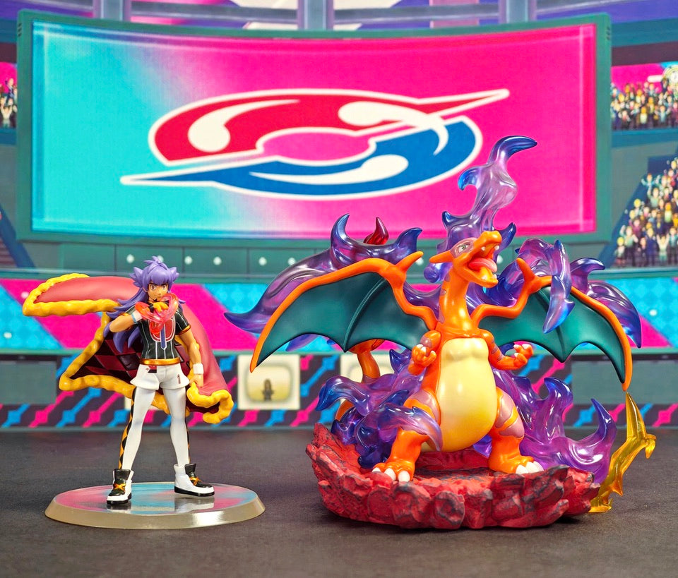 [IN STOCK] 1/20 Scale World Figure [LUCKY WINGS] - Leon & Charizard