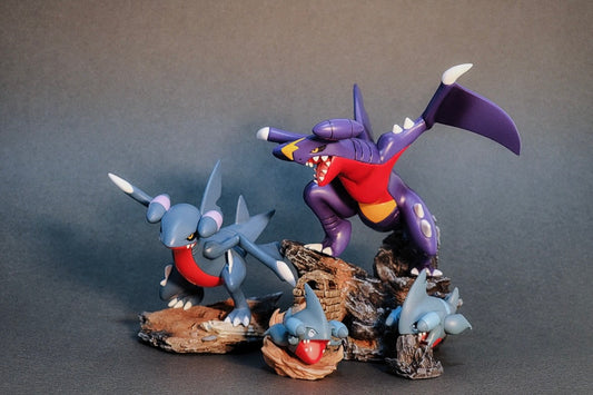 [IN STOCK] 1/20 Scale World Figure [PALLET TOWN] - Gible & Gabite & Garchomp