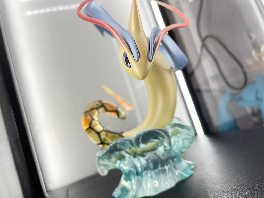 [IN STOCK] 1/20 Scale World Figure [DCG] - Feebas & Milotic