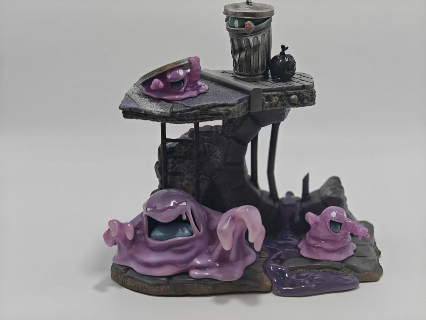 [IN STOCK] 1/20 Scale World Figure [MINAMO] - Grimer & Muk