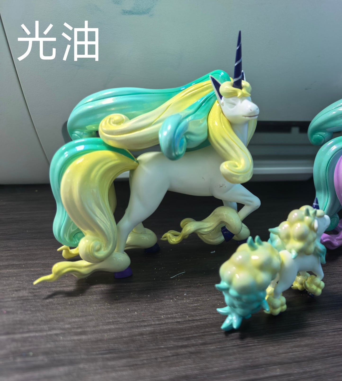 [PREORDER] 1/20 Scale World Figure [WU] - Galarian Ponyta & Rapidash