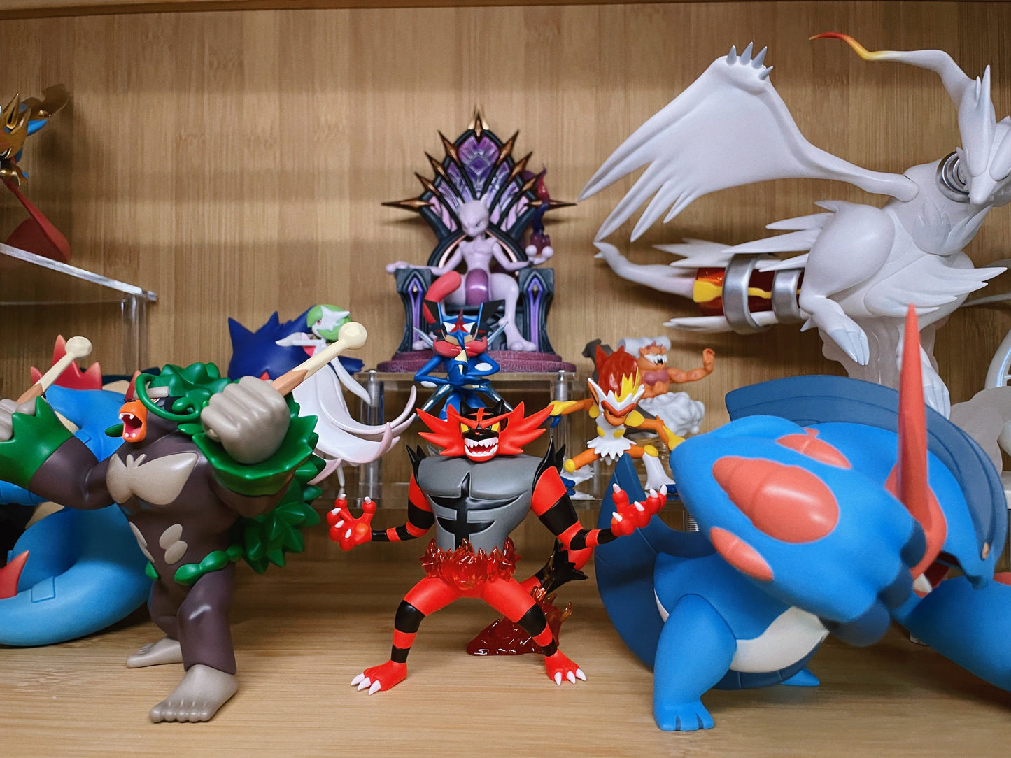 [IN STOCK] 1/20 Scale World Figure [PIKA] - Litten & Torracat & Incineroar