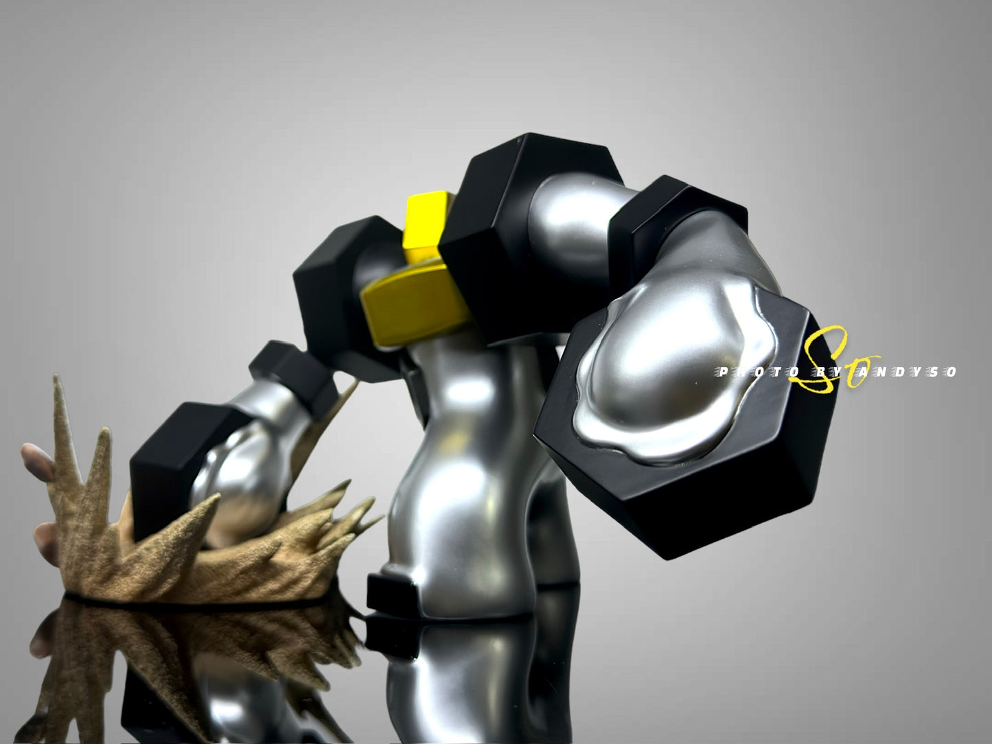 [IN STOCK] 1/20 Scale World Figure [ASTERISM] - Meltan & Melmetal