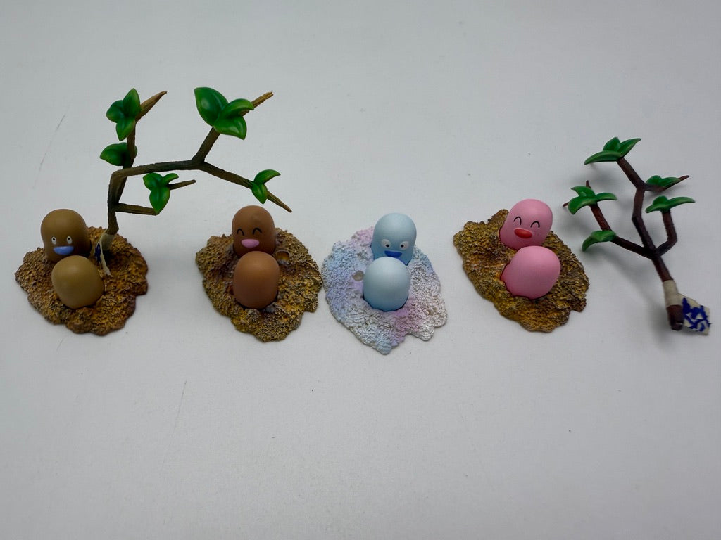 [PREORDER] 1/20 Scale World Figure [LIMOUSINE] - Diglett & Dugtrio