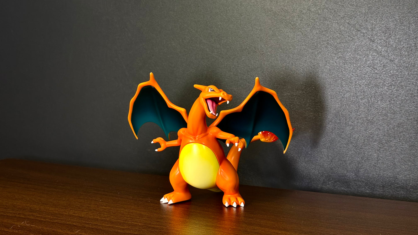 [IN STOCK] 1/20 Scale World Figure [LIMOUSINE] - Charmander & Charmeleon & Charizard