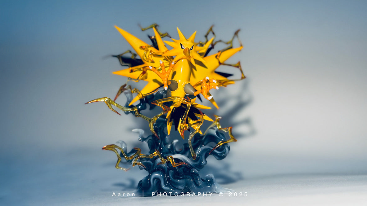 [IN STOCK] 1/20 Scale World Figure [LIMOUSINE] - Zapdos