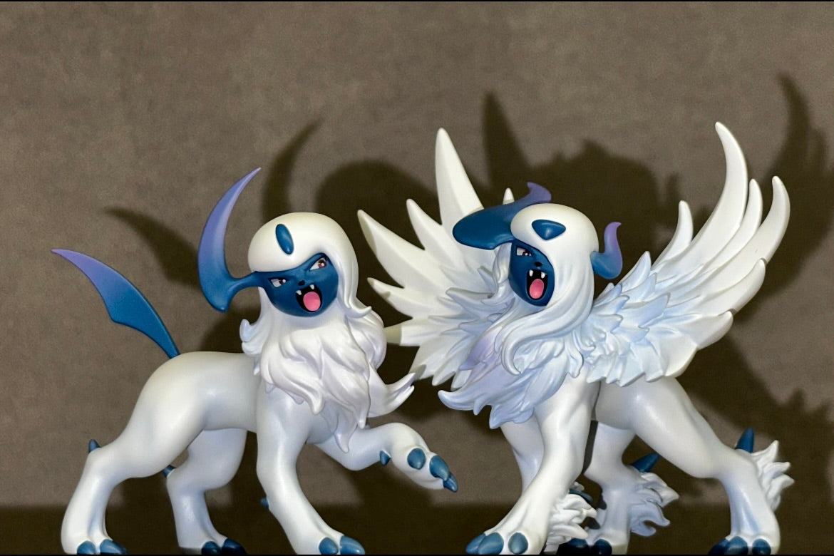 [IN STOCK] 1/20 Scale World Figure [CHANGQING] - Absol & Mega Absol