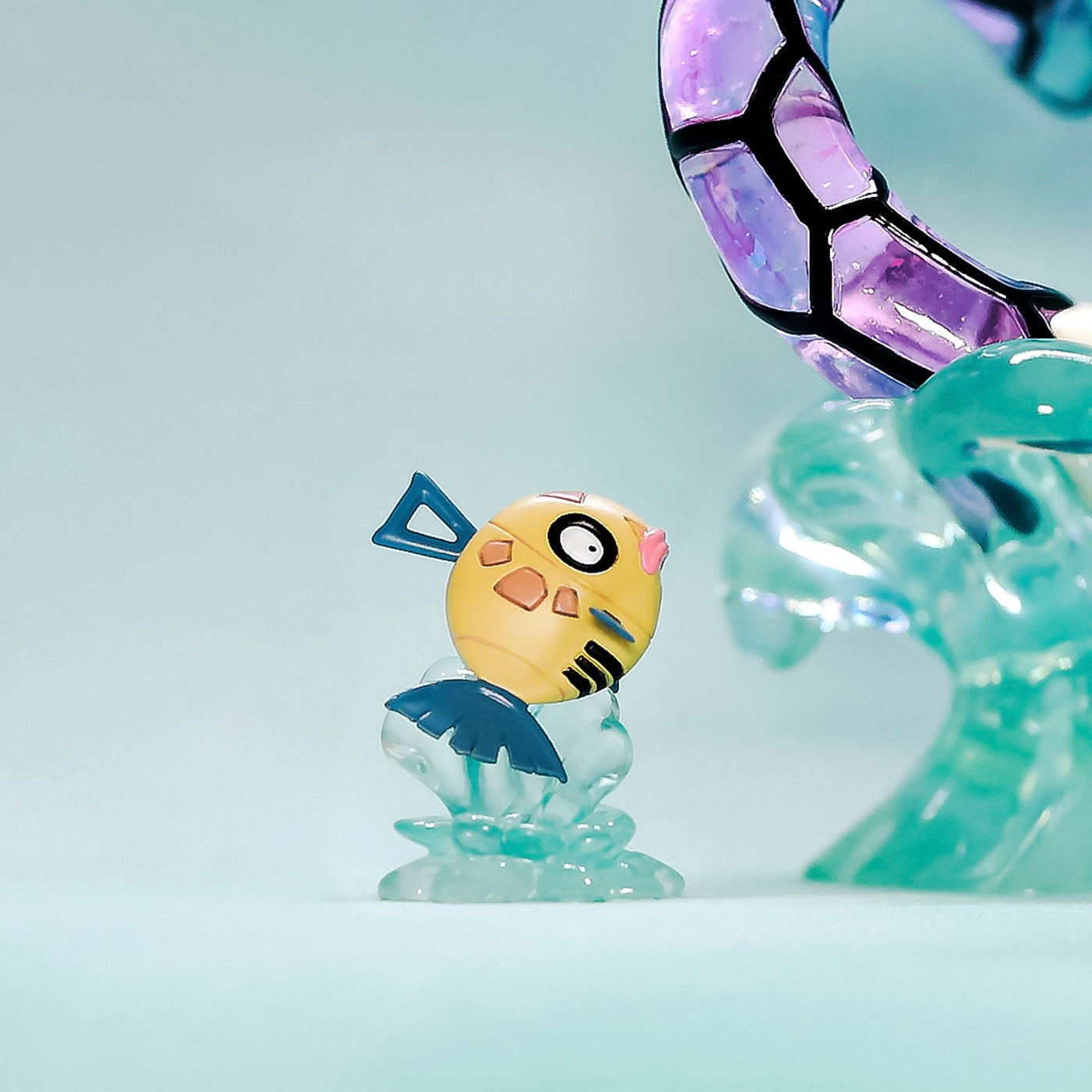 [IN STOCK] 1/20 Scale World Figure [DCG] - Feebas