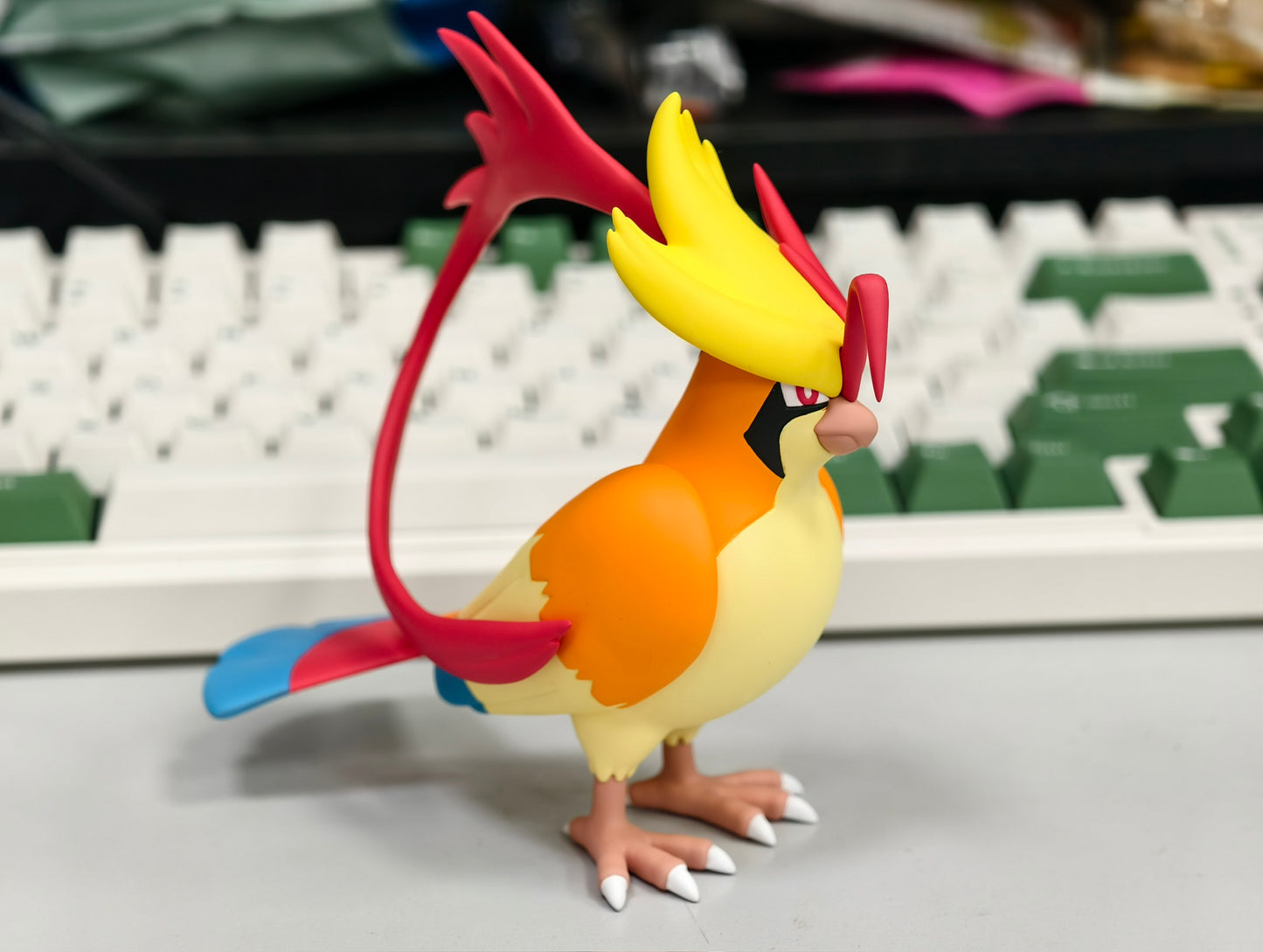 [IN STOCK] 1/20 Scale World Figure [FLF] - Mega Pidgeot