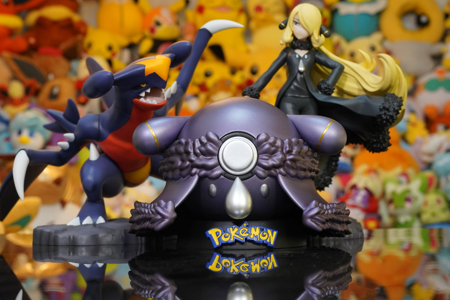 [PREORDER] 1/1 Scale [TTT] - Cynthia Pokéball