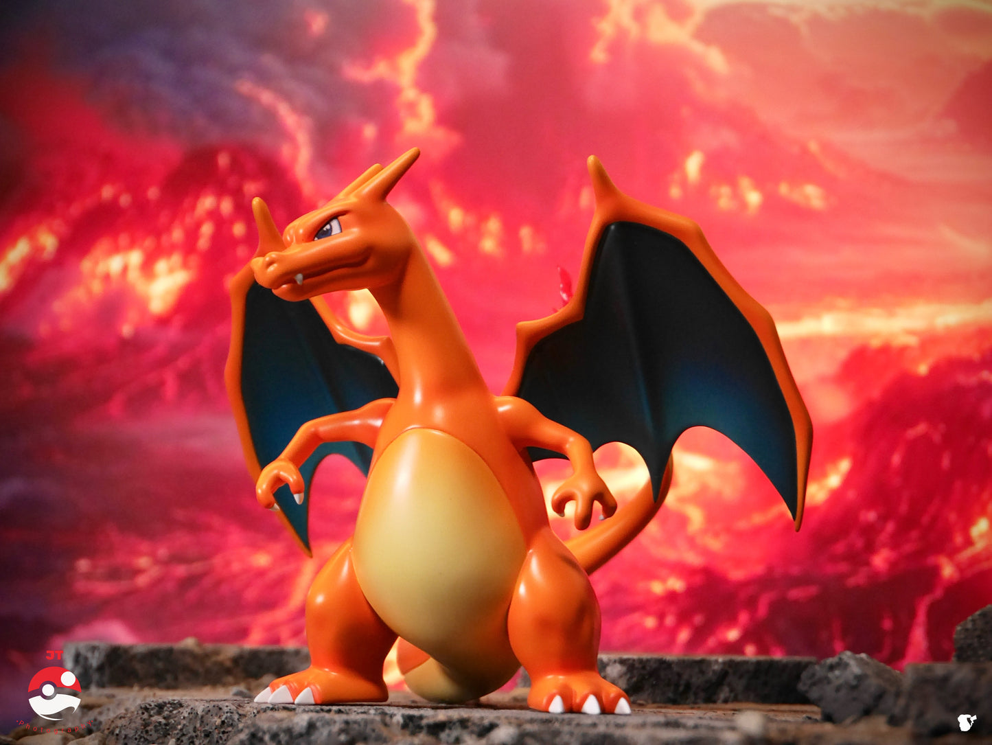 [IN STOCK] 1/20 Scale World Figure [LIMOUSINE] - Charmander & Charmeleon & Charizard