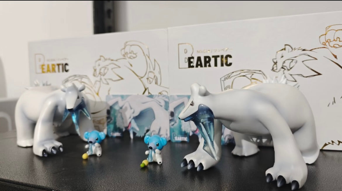 [IN STOCK] 1/20 Scale World Figure [T1] - Cubchoo & Beartic