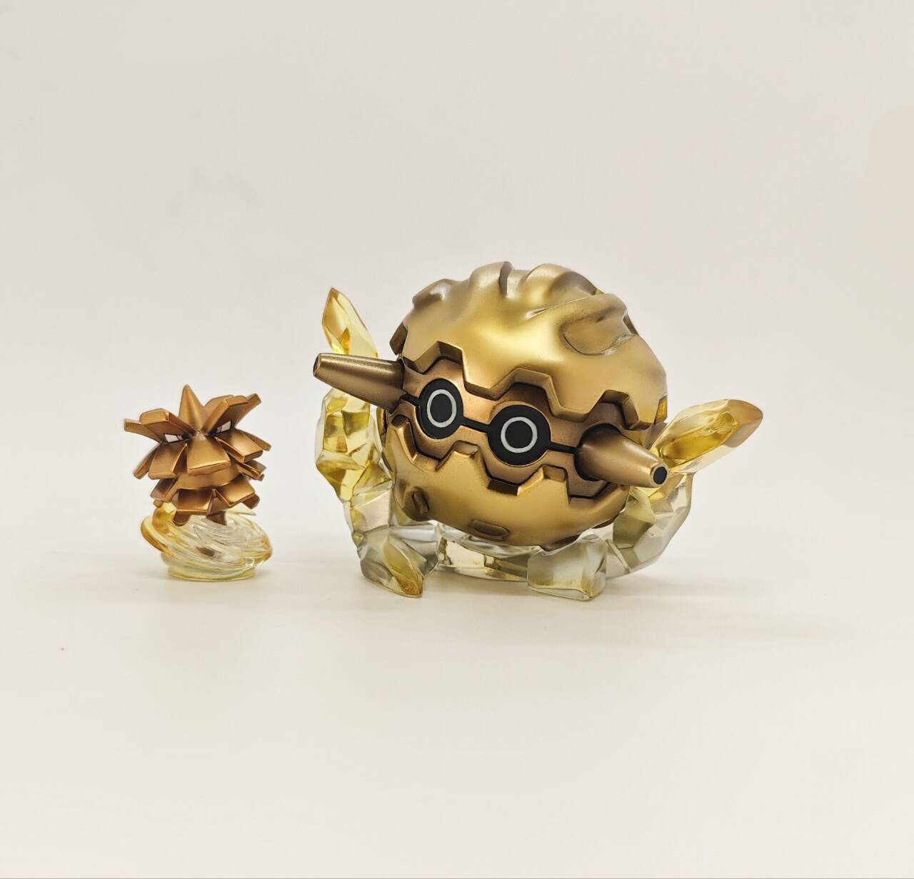 [IN STOCK] 1/20 Scale World Figure [ACE] - Pineco & Forretress