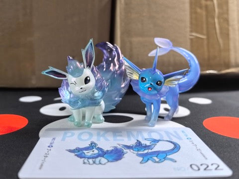 [IN STOCK] 1/20 Scale World Figure [CORONET] - Vaporeon & Flareon